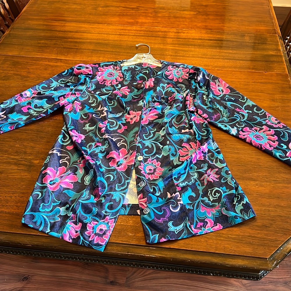 Colorful blouse (tag was cut out so no information to give)